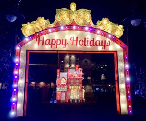 Lanterns and Lights Galveston Lit Arch